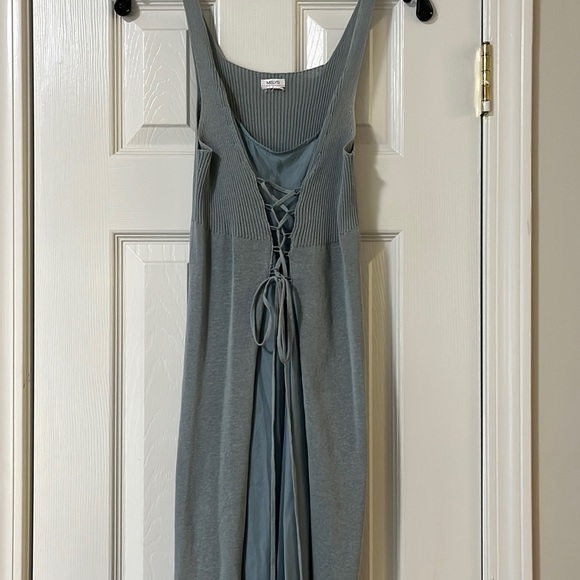 Dress - Picture 1 of 3